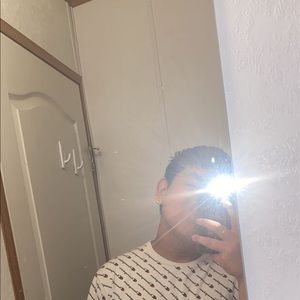 Meet your Posher, Bladimir